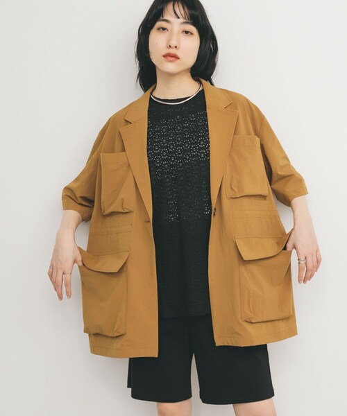 KBF(ケイビーエフ)の「ポケットディティールジャケット(テーラードジャケット・レディース・CAMEL/IVORY・one)」の4枚目の写真