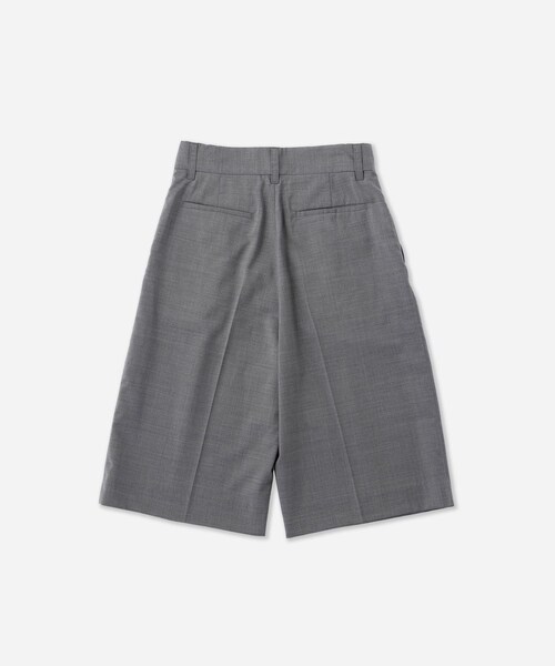 Saturdays NYC(サタデーズ ニューヨークシティ )の「Kim Pleated Shorts | WOMEN(その他パンツ・レディース・グレー/ネイビー・L/M/S)」の8枚目の写真