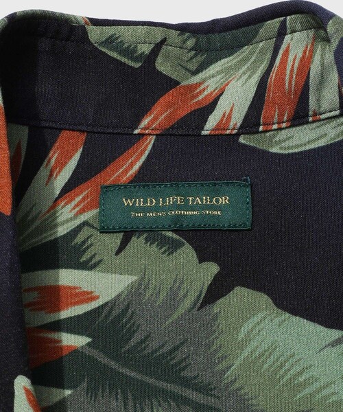 ADAM ET ROPE'(アダムエロペ)の「FLOWER PRINT S/S SHIRT(シャツ/ブラウス・メンズ・ネイビー・L/M/S)」の8枚目の写真