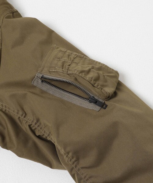 URBAN RESEARCH DOORS(アーバンリサーチドアーズ)の「FORK&SPOON SORONA MA-1ブルゾン(ブルゾン・レディース・BLACK/KHAKI・1)」の8枚目の写真