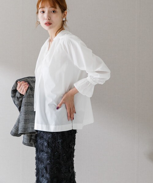 URBAN RESEARCH ROSSO（アーバンリサーチロッソ）の「2WAYボリュームシャツブラウス（シャツ/ブラウス・レディース・OFF WHITE/ORANGE/CHARCOAL・FREE）」の5枚目の写真