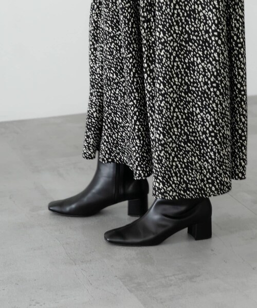 URBAN RESEARCH（アーバンリサーチ）の「『MADE IN JAPAN』スクエアトゥブーツ（ブーツ・レディース・IVORY/BLACK/BROWN・36/37/38）」の19枚目の写真