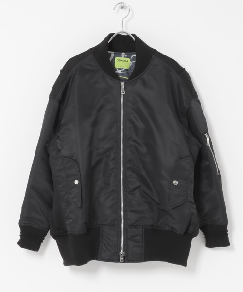 URBAN RESEARCH(アーバンリサーチ)の「ODAKHA tucked party people MA-1(MA-1・レディース・BLACK・1)」の3枚目の写真