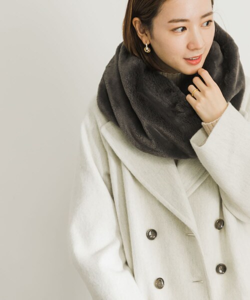 URBAN RESEARCH（アーバンリサーチ）の「ファースヌード（ネックウォーマー/スヌード・レディース・IVORY/GREGE/CHARCOAL・FREE）」の16枚目の写真
