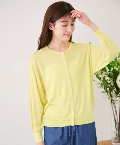 Jayro(ジャイロ)の「ドロップショルダークルーネックカーディガン(ニット/セーター・レディース・ブラック/ホワイト/ホワイト系/ネイビー/ブルー/ブルー系/オレンジ系/イエロー・M)」の7枚目の写真