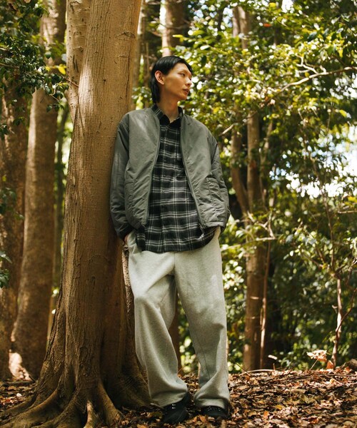 EKAL（エカル）の「『UR TECH』ナイロンタッサーブルゾン（その他アウター・メンズ・ストーンベージュ/グラファイト/レイクウッド・M/L）」の15枚目の写真