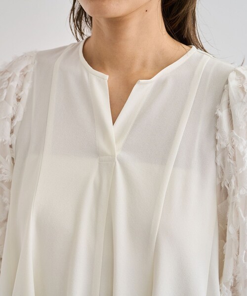 ROPE'（ロペ）の「ジャガードスリーブコンビブラウス/イージーケア（シャツ/ブラウス・レディース・ブラック/ホワイト・F）」の22枚目の写真