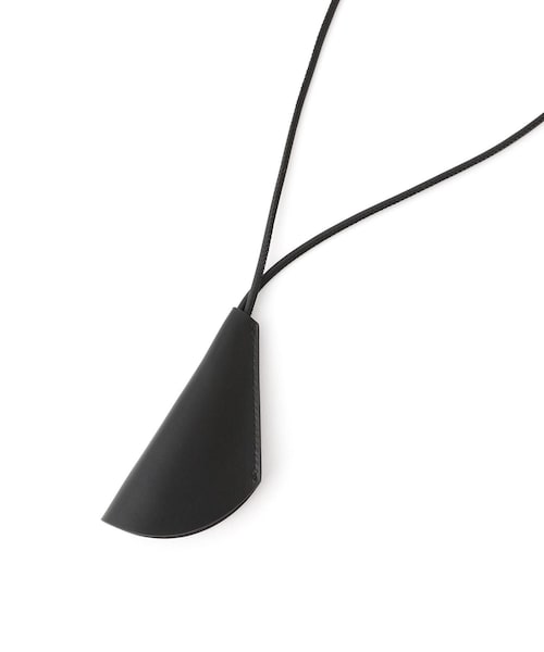 ADAM ET ROPE'(アダムエロペ)の「【PFT】Comb Motif Charm(その他小物・レディース・ブラック・F)」の10枚目の写真