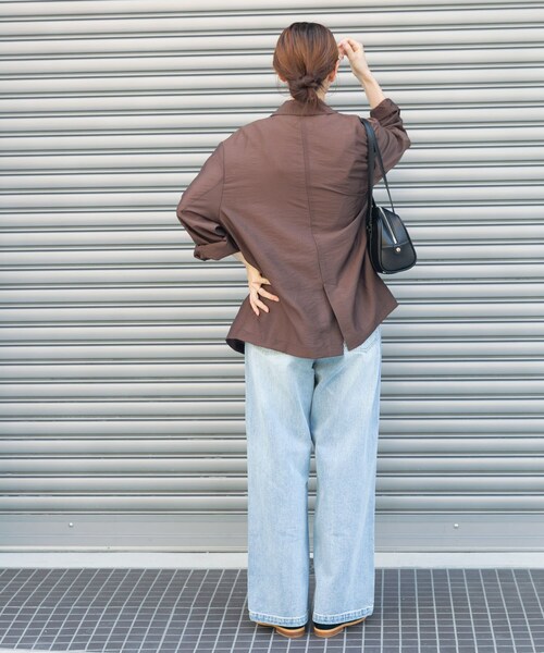 ITEMS URBANRESEARCH(アイテムズ アーバンリサーチ)の「デニムストレートパンツ(デニムパンツ・レディース・L.BLU/BLU・S/M)」の8枚目の写真