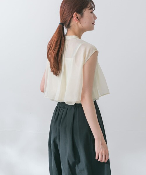 URBAN RESEARCH ROSSO（アーバンリサーチロッソ）の「グロッシーレイヤードブラウス（シャツ/ブラウス・レディース・CREAM/SAX/BRONZE・FREE）」の15枚目の写真