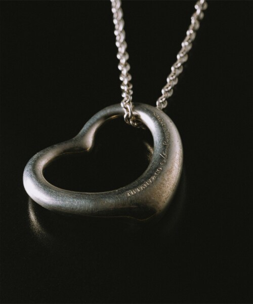 ADAM ET ROPE'(アダムエロペ)の「【VINTAGE JEWELRY】TIFFANY オープンハート ネックレス(ネックレス・メンズ・シルバー・F)」の3枚目の写真