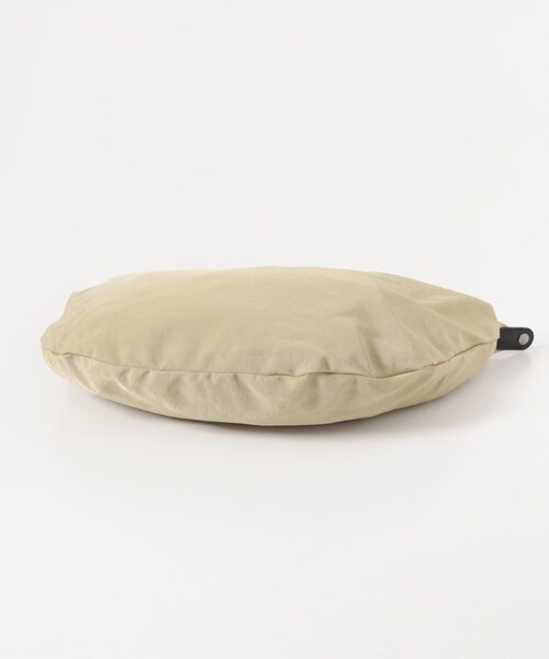 URBAN RESEARCH(アーバンリサーチ)の「LEMAIRE CROISSANT FILT BAG(ショルダーバッグ・メンズ・L BE BG204・One)」の7枚目の写真