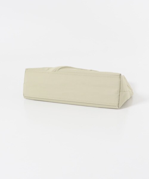 URBAN RESEARCH ROSSO（アーバンリサーチロッソ）の「ACOC　Agenda S Bag（ハンドバッグ・レディース・ButterBge/Black/Brown・0）」の14枚目の写真