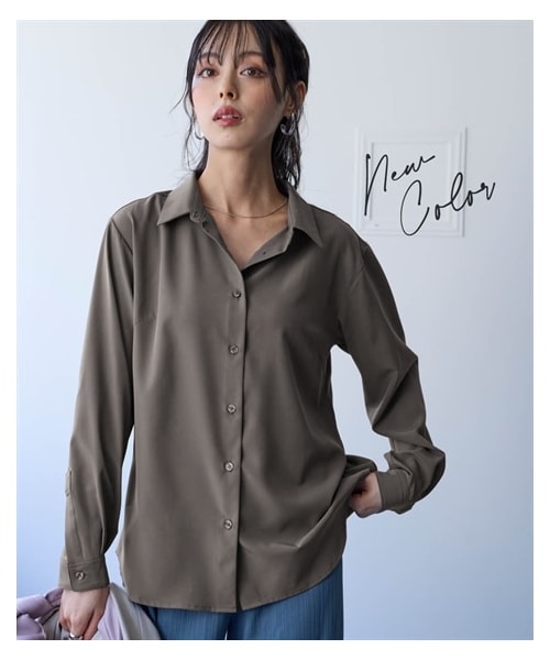 nissen（ニッセン）の「さらりとろけるレギュラーカラーシャツ（防しわ・吸汗速乾）＜大きいサイズ有＞（シャツ/ブラウス・レディース・サンドベージュ/ミスティーカーキ/オフホワイト/グレージュ/黒/セージグリーン/チャコール・L/LL/3L/4L/5L/6L/8L/10L/S/M）」の9枚目の写真
