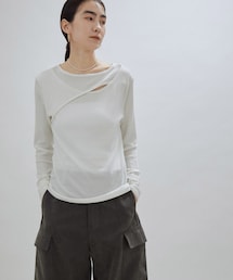 ADAM ET ROPE'（アダムエロペ）の「【サステナブル】シルク混フロントスリットロングTシャツ（Tシャツ/カットソー）」