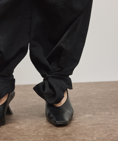 ADAM ET ROPE'（アダムエロペ）の「2WAYヘムパラシュートパンツ（その他パンツ・レディース・ブラック/オフホワイト/レッド系・36/38）」の20枚目の写真