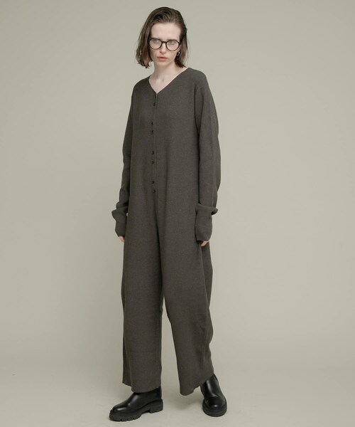 URBAN RESEARCH Sonny Label（アーバンリサーチサニーレーベル）の「ニットオールインワン（つなぎ/オールインワン・レディース・チャコール/ベージュ・36/38）」の9枚目の写真