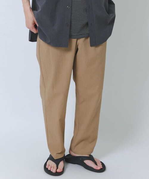 ITEMS URBANRESEARCH(アイテムズ アーバンリサーチ)の「『接触冷感/イージーケア/吸水速乾/撥水/防汚』高機能シアサッカー イージートラウザー(楽着シリーズ)(その他パンツ・メンズ・BLACK/BEIGE/L.BLUE・M/L)」の13枚目の写真