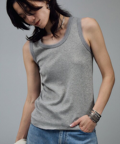 ADAM ET ROPE'（アダムエロペ）の「【WEB限定】ラメリブタンク（タンクトップ・レディース・ブラック/グレー/オフホワイト・F）」の6枚目の写真