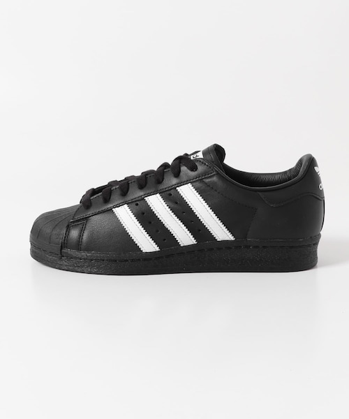 URBAN RESEARCH DOORS(アーバンリサーチドアーズ)の「adidas SUPERSTAR 82(スニーカー・メンズ・ホワイト/ブラック・26/26.5/27/27.5/28/28.5)」の2枚目の写真
