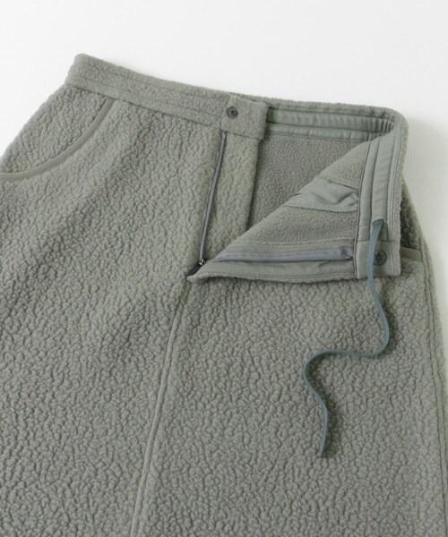 URBAN RESEARCH DOORS（アーバンリサーチドアーズ）の「『別注』Snow Peak Apparel×DOORS　ThermalBoa FleeceSkirt（スカート・レディース・グレー/ブラック・FREE）」の21枚目の写真