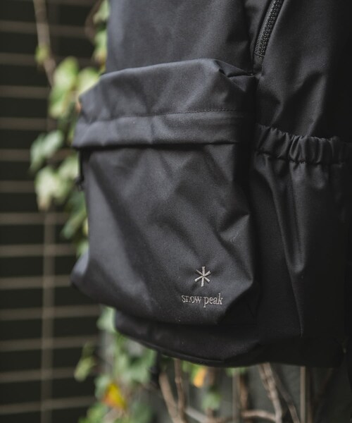URBAN RESEARCH DOORS(アーバンリサーチドアーズ)の「『別注』Snow Peak Apparel×DOORS Everyday Use Backpack(バックパック/リュック・メンズ・Black/Olive/Grey・one)」の6枚目の写真