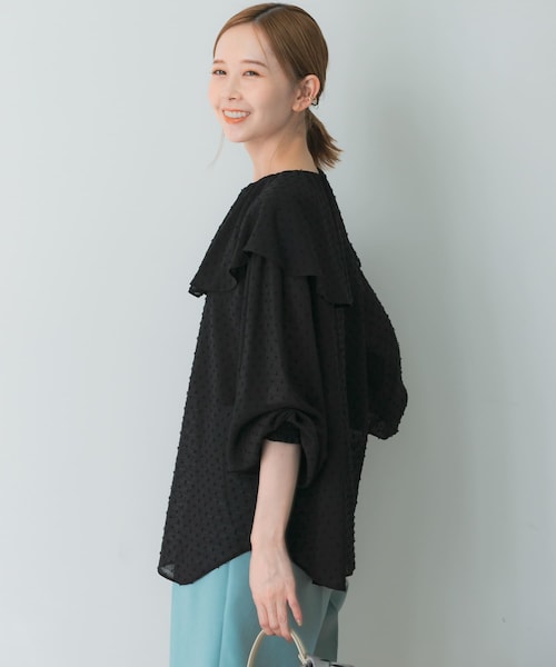 URBAN RESEARCH ROSSO（アーバンリサーチロッソ）の「ジャガードケープブラウス（シャツ/ブラウス・レディース・off/camel/black・FREE）」の16枚目の写真