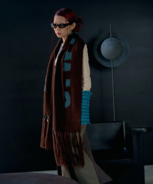 THE GOODLAND MARKET（ザグッドランドマーケット）の「cwtch　RWS Wool fringe Scarf（マフラー・レディース・BROWN/BLUE/GRAY・FREE）」の15枚目の写真