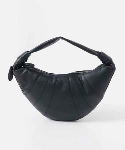 URBAN RESEARCH（アーバンリサーチ）の「LEMAIRE　FORTUNE CROISSANT BAG（ショルダーバッグ・レディース・BLACK・-）」の2枚目の写真