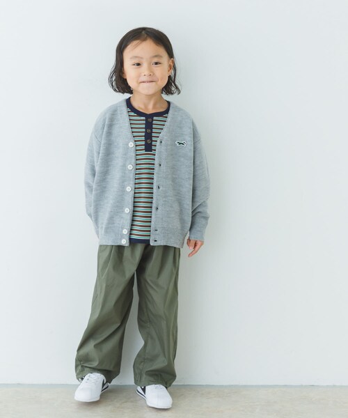 URBAN RESEARCH DOORS(アーバンリサーチドアーズ)の「『別注』PENNEYS×DOORS THE FOX Vネックカーディガン(KIDS)(カーディガン/ボレロ・キッズ・RED/BLUE/TOP GRAY・105/120/135)」の9枚目の写真