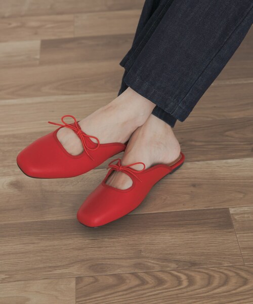 URBAN RESEARCH DOORS(アーバンリサーチドアーズ)の「スクエアトゥリボンミュール(サンダル・レディース・RED/BLACK・36/37/38)」の17枚目の写真