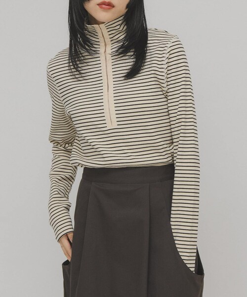 KBF（ケイビーエフ）の「タートルホックボーダートップス（Tシャツ/カットソー・レディース・IVORY×BLK/CCL×IVORY/BROWN×NVY・One）」の6枚目の写真