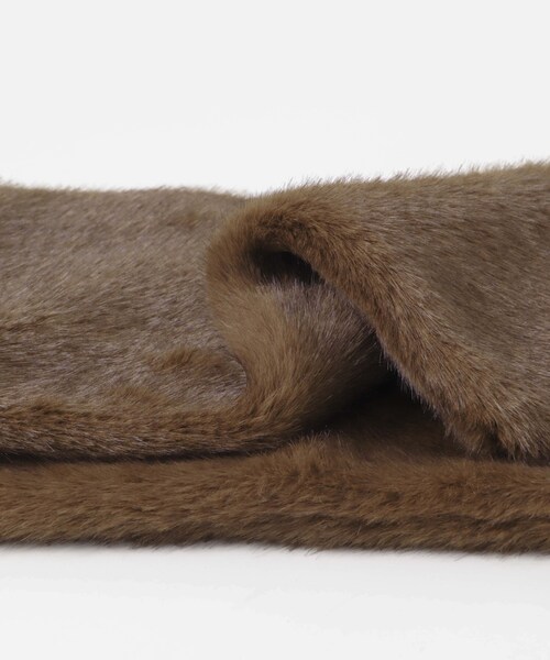 URBAN RESEARCH ROSSO（アーバンリサーチロッソ）の「THINK FUR　Mink Like Fur Tippet（マフラー・レディース・Ivory/Light Gray/Brown・Free）」の10枚目の写真