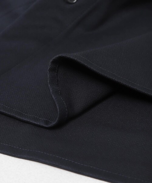 ITEMS URBANRESEARCH(アイテムズ アーバンリサーチ)の「360°stretchカットソーシャツ(シャツ/ブラウス・メンズ・OFF/DARK NAVY・M/L)」の20枚目の写真