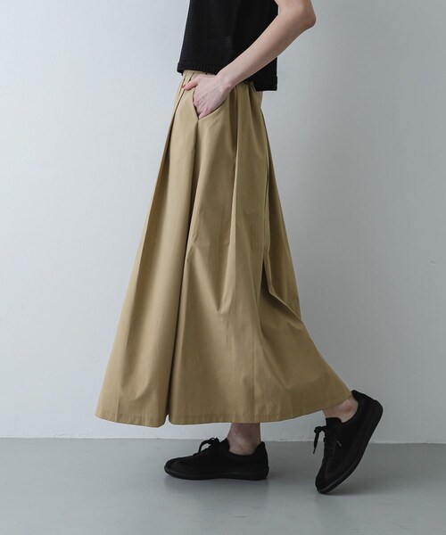 SENSE OF PLACE by URBAN RESEARCH（センスオブプレイスバイアーバンリサーチ）の「タックボリュームスカート（スカート・レディース・BEIGE/BLACK/BLUE・One）」の14枚目の写真
