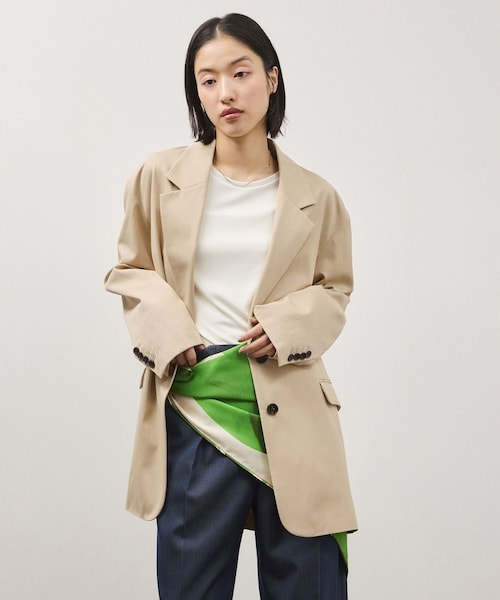 ADAM ET ROPE'（アダムエロペ）の「シルキーリラックスジャケット（テーラードジャケット・レディース・ブラック/ベージュ・36/38）」の4枚目の写真