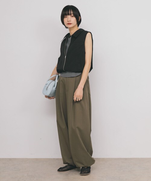 KBF（ケイビーエフ）の「コンパクトバルーンベスト（ベスト・レディース・BLACK/CAMEL・one）」の10枚目の写真