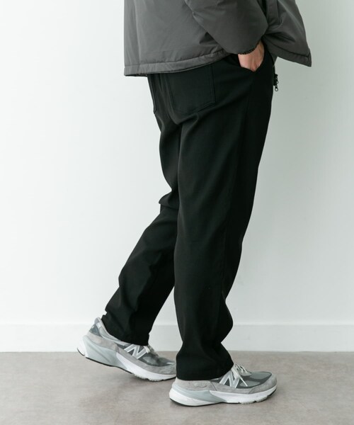 URBAN RESEARCH Sonny Label（アーバンリサーチサニーレーベル）の「裏起毛スリムイージーテーパードパンツ（その他パンツ・メンズ・ブラック/チャコール・S/M/L）」の8枚目の写真