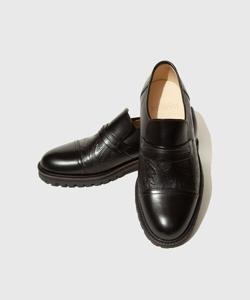 ADAM ET ROPE'（アダムエロペ）の「【KYOU/キョウ】GRANDPA Modyfied Flower Emboss Combi-Straight Tip by HARUTA（ドレスシューズ・メンズ・ブラック・25.0/25.5/26.0/26.5/27.0）」の10枚目の写真