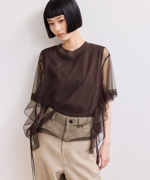 ADAM ET ROPE'(アダムエロペ)の「【WEB限定】・【サステナブル】・【定番】ギャザーチュールトップス(Tシャツ/カットソー・レディース・ブラック/ホワイト/ダークブラウン・F)」の11枚目の写真