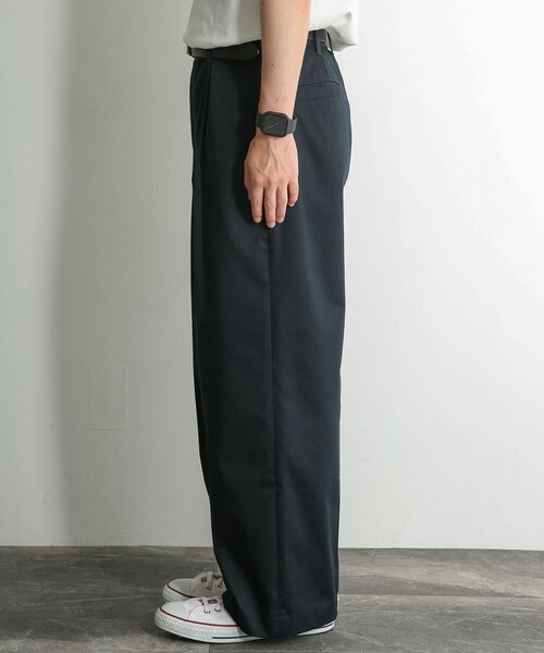 SENSE OF PLACE by URBAN RESEARCH(センスオブプレイスバイアーバンリサーチ)の「センタープレスストレートタックチノパンツ(チノパンツ・メンズ・GREIGE/BLACK・M/L)」の10枚目の写真