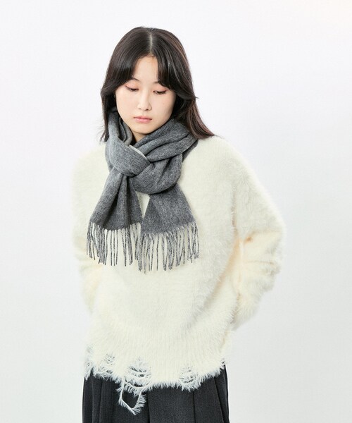 ADAM ET ROPE'（アダムエロペ）の「【J'aDoRe限定】REVERSIBLE MUFFLER CASHMEREMIX２（マフラー・レディース・ブラック/ライトグレー・F）」の20枚目の写真