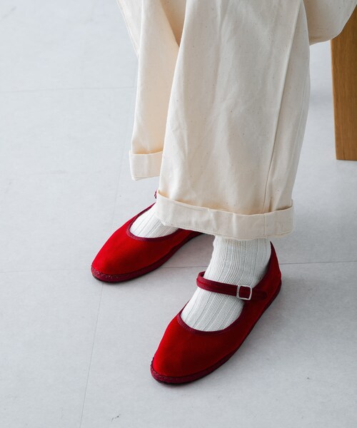 かぐれ(カグレ)の「drogheria Crivellini M.JANE VELVET(その他シューズ・レディース・BLACK/CARDINAL・23.5/24/25)」の11枚目の写真