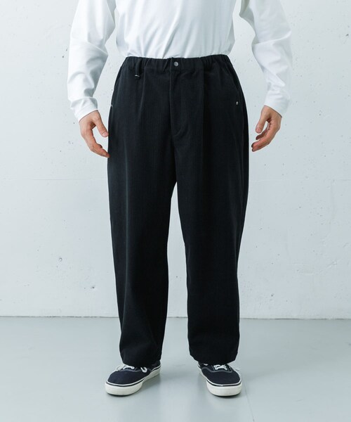 URBAN RESEARCH（アーバンリサーチ）の「Wide Dad　Dad EASY CORDUROY WIDE PANTS（その他パンツ・メンズ・D NAVY・1/2）」の11枚目の写真