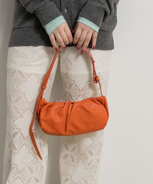 THE GOODLAND MARKET（ザグッドランドマーケット）の「ALICE MARTHA　ERIN MINI（ショルダーバッグ・レディース・IVORY/BLACK/ORANGE/SILVER・Free）」の3枚目の写真