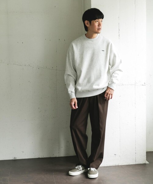 URBAN RESEARCH DOORS(アーバンリサーチドアーズ)の「『XLサイズ/WEB限定』『別注』PENNEYS×DOORS THE FOX クルーネックスウェット(スウェット・メンズ・BEIGE/ASH/CHARCOAL/RED・M/L/XL)」の18枚目の写真