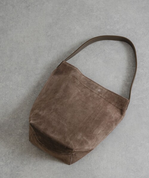 URBAN RESEARCH（アーバンリサーチ）の「ワンハンドルスウェードトートバッグ（トートバッグ・レディース・GREGE/D.BROWN・-0）」の15枚目の写真