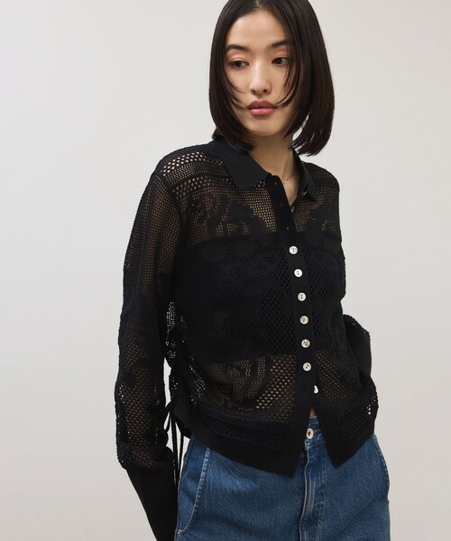 ADAM ET ROPE'(アダムエロペ)の「【サステナブル】クロシェニットシャツ(シャツ/ブラウス・レディース・ブラック/ホワイト・F)」の5枚目の写真