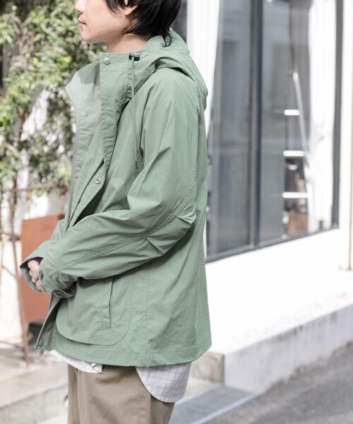 URBAN RESEARCH DOORS（アーバンリサーチドアーズ）の「FORK&SPOON　フーディージャケット（マウンテンパーカー・メンズ・INKBLACK/SAGEGREEN・4/5）」の17枚目の写真