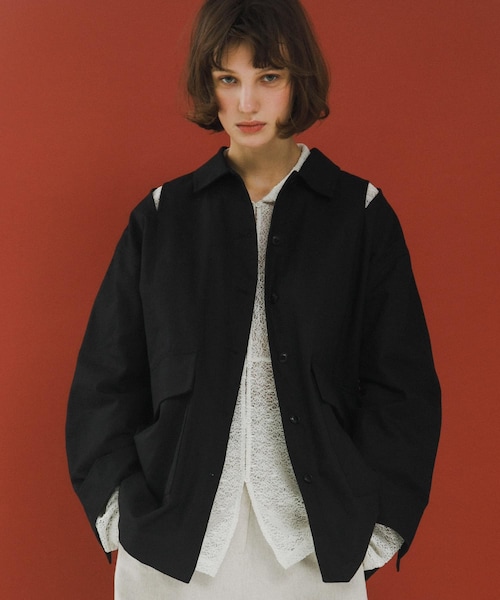 LAATO（ラート）の「slit coveralls（カバーオール・レディース・クリーム/インク・Free）」の2枚目の写真